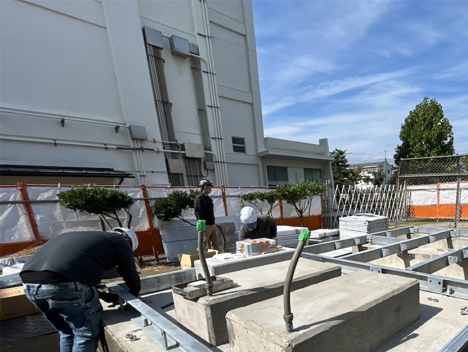 神奈川県の架台組立なら、現場に合わせた安全・確実な施工を。搬入から据付、アンカー工事まで一貫対応！