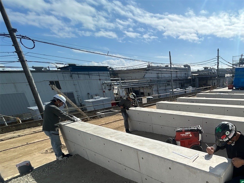 福島県のアンカー施工なら、設備据付まで見据えた確かな施工を。現場を丁寧に調査し、安全で精度の高い固定を実現します。