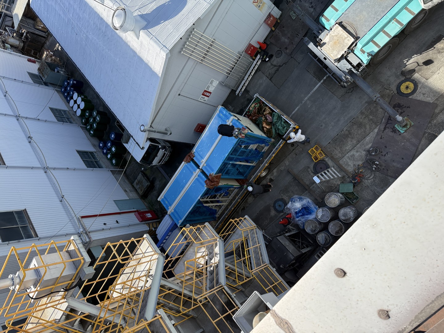 現地確認から据付まで、準備を重ねて安全を徹底